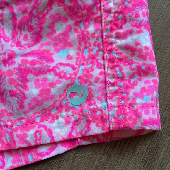 Vineyard Vines Performance Short - Picture 4 of 6